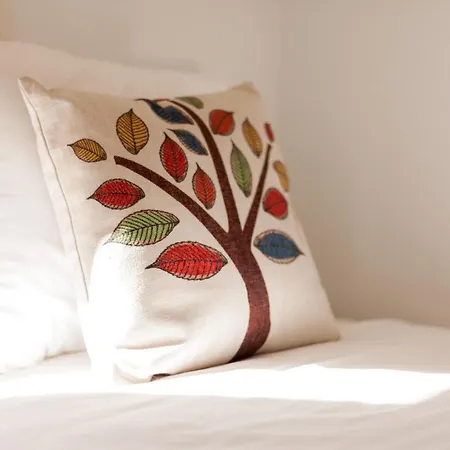 Tejo Vintage Three-bedroom - By Lu Holidays