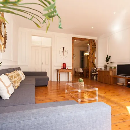 Tejo Vintage Three-bedroom - By Lu Holidays * Lizbona