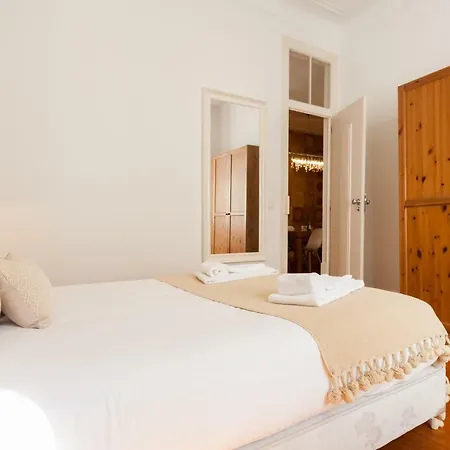 아파트 Tejo Vintage Three-bedroom - By Lu Holidays *